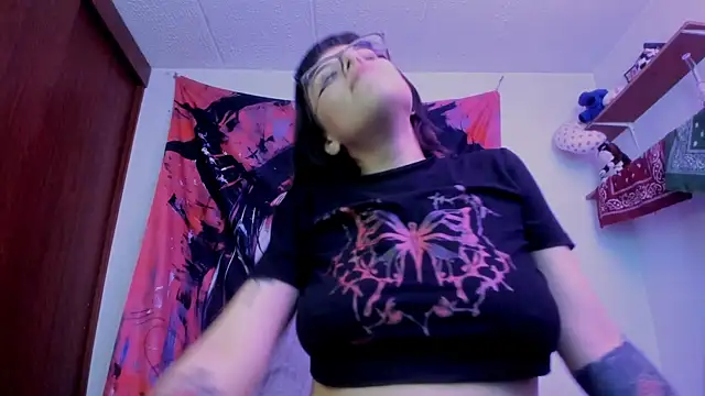 Lucyfx666 live