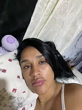 KatalinnaBrown live