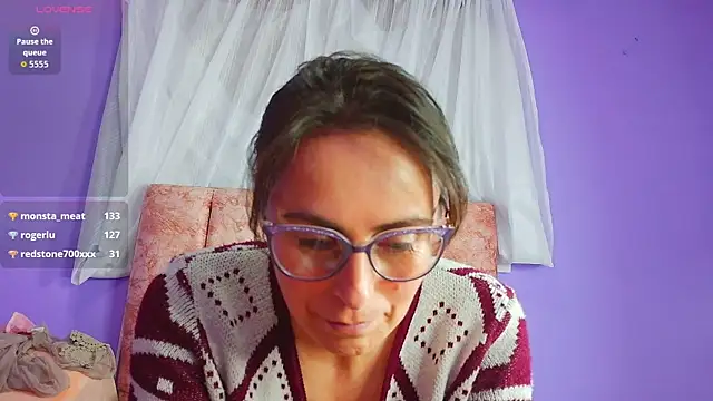 Ava_Raye live