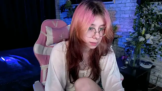 Alice_Nyx live