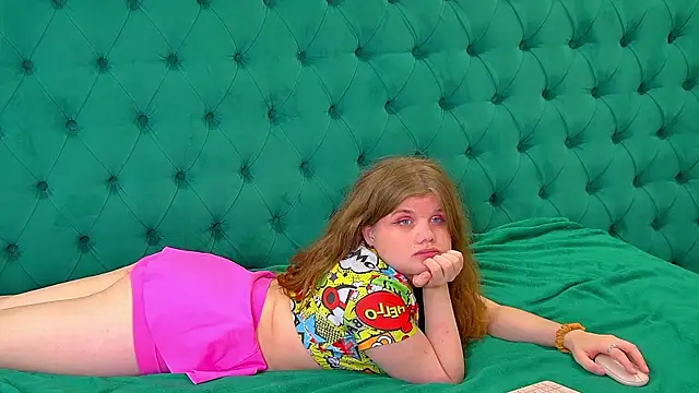 ChloeHalses live
