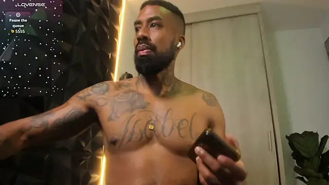 OstinDaniels live