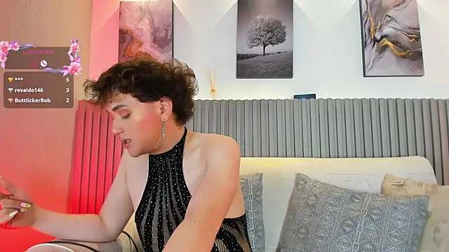 Victoria_Hiills live