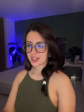 EmaSaenz live
