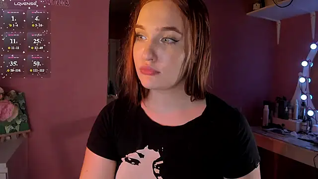 CarolineLovers live