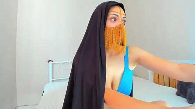 _cleopattra_ live