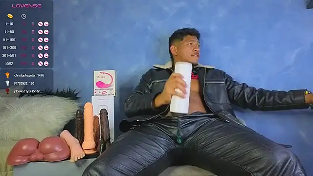 TomLover_12 live