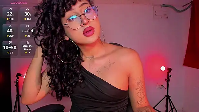 Heka_Prudence live