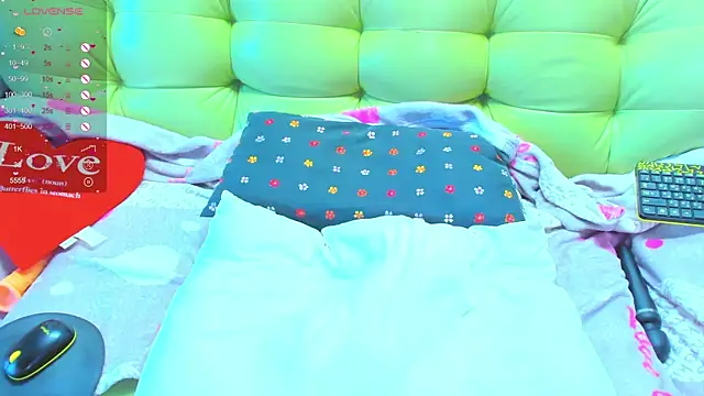Vanessa_Florence live