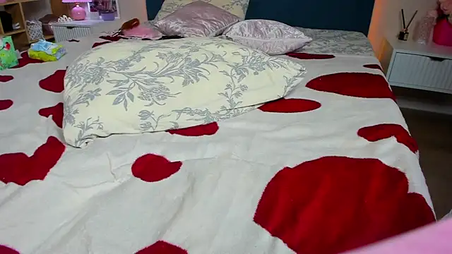 BritneyLix live