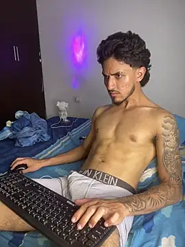 Kriss_Edwards live