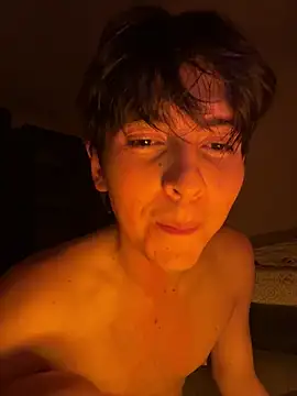 Liam_Moss live