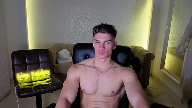 MaxKaiden live