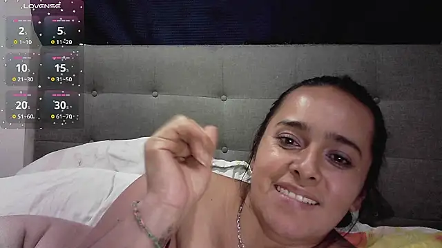 Estefany-magic live