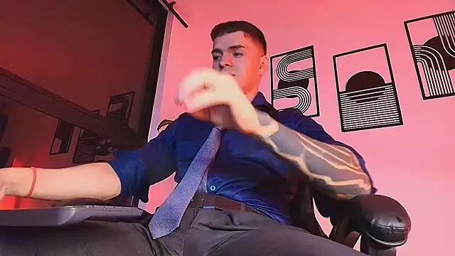 ALPHA_DOMINUS_ live