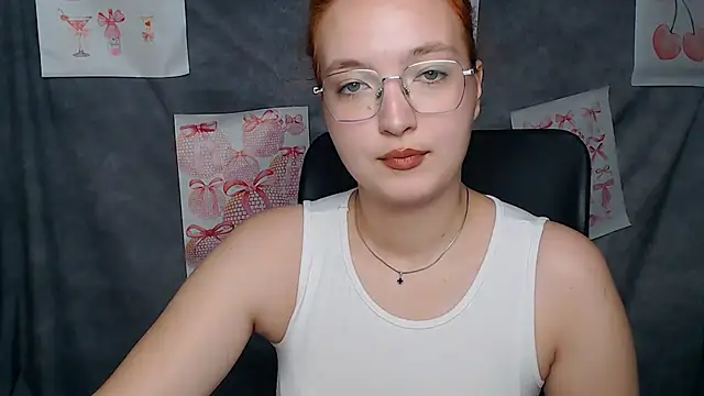 MissAriaa live