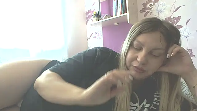 AmaandaSexyHotAss69 live