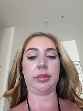 Amiraxevans live