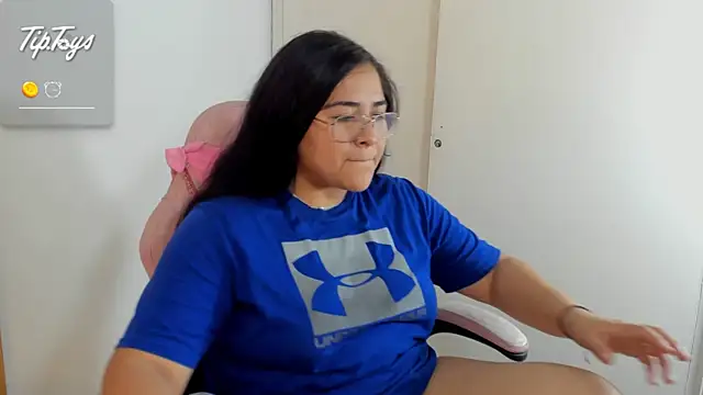 KimmyBellari live