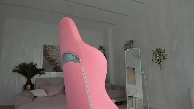 TiffanyHouston_ live