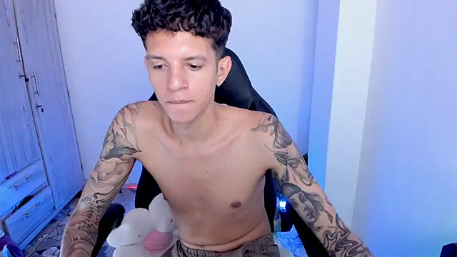 tylerrnova live