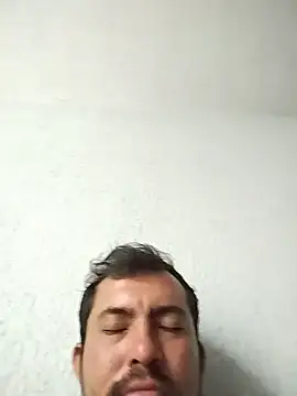 AdrianP4 live