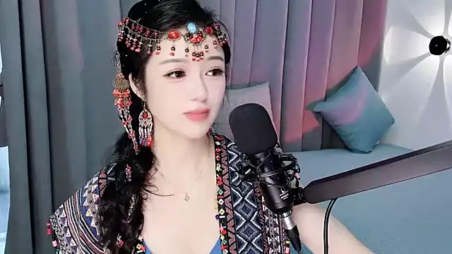 Momo-Wow live