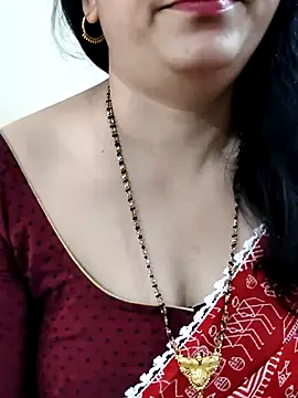 Yazhini-Cam live