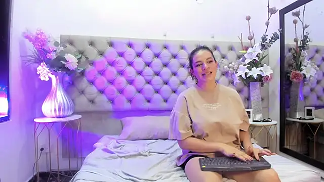AishleAndSmith live