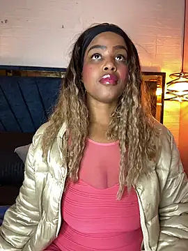 Ayla_Noir live