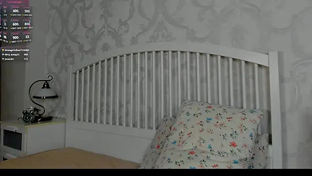 Eva__Lewis live