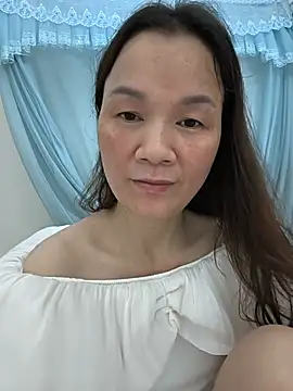 Lye_lovely live
