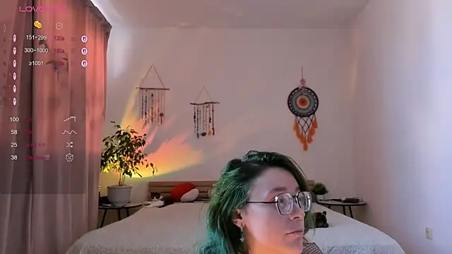 alisahug live