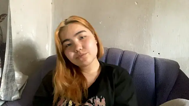 Molly_Teddy live