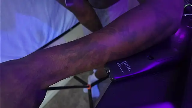 Triggerhappycj100 live