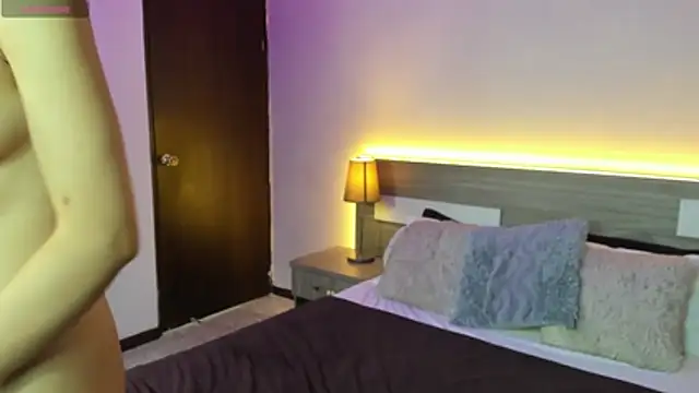 Migatica_johnson12 live