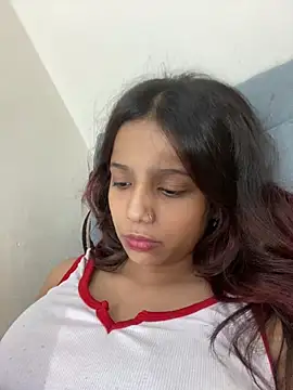 Maggie_748 live