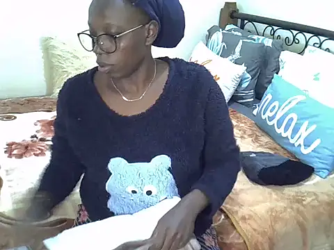 Sweet_Bear live