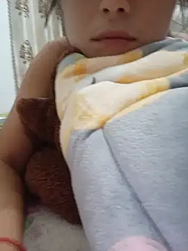 Linda-yiyi live