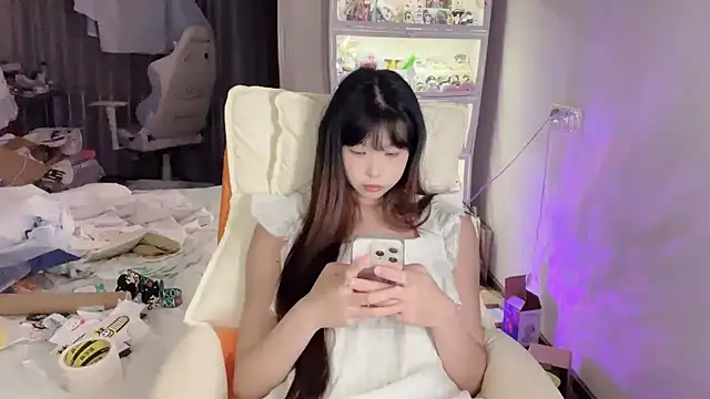 Akong11 live