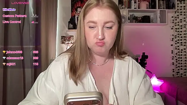 ollydoll92 live