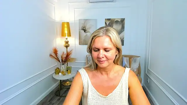 AgathaKlouin live