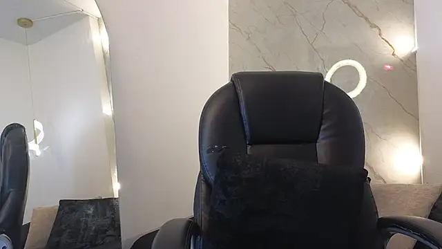 Victoria_Owens live