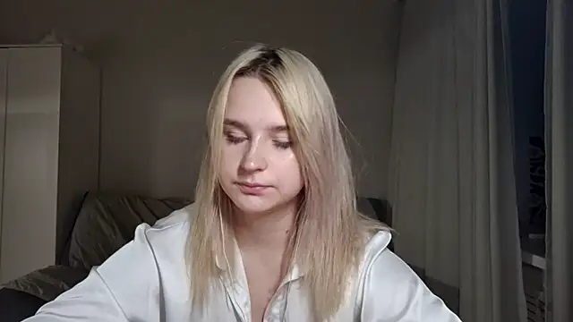 BloomMoon live