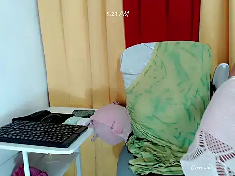 nesianhottits live