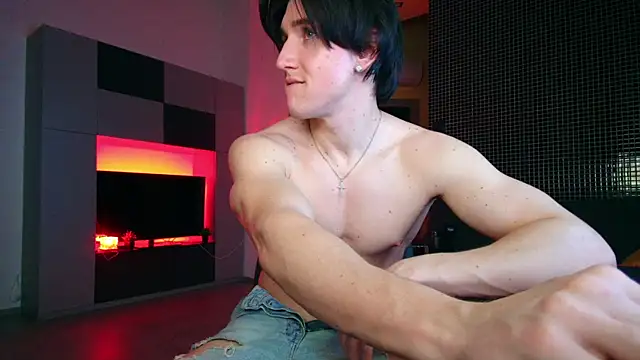 ChristianLevine_ live