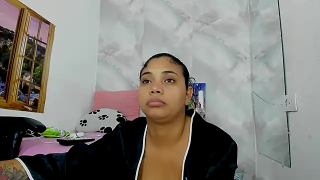 EllyBloom live