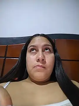 esmeralda_jadees live