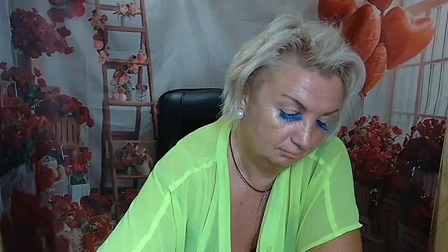 RenataDaster live