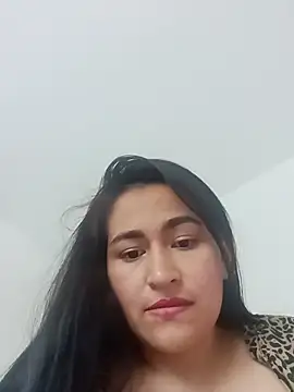 Carolina_Velez_pm live